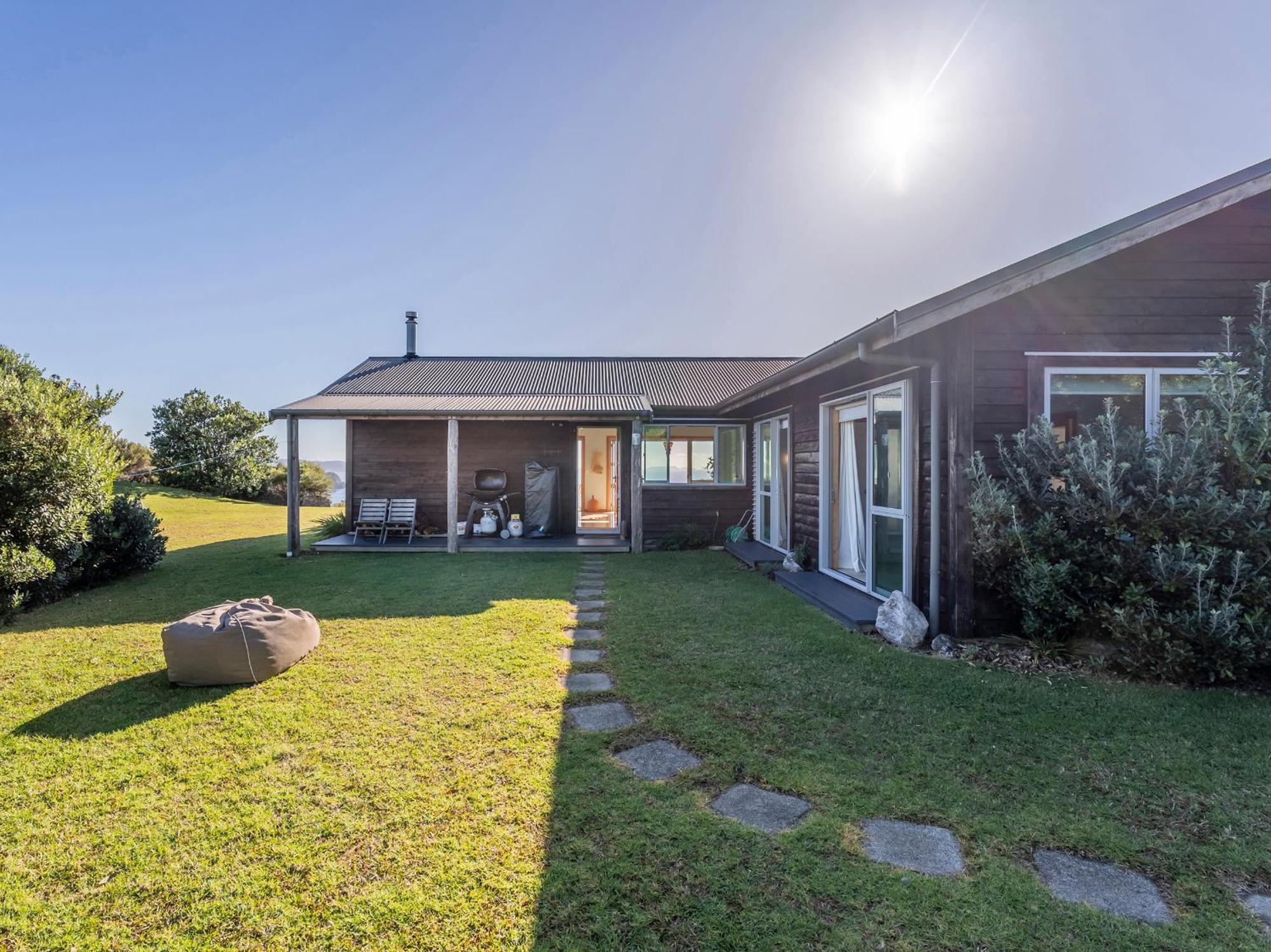 The Grandstand - Hahei Holiday Home Zewnętrze zdjęcie